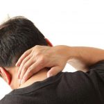 ۵ حرکت برای تسکین درد گردن